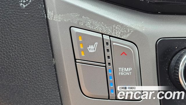 Hyundai Starex 2016 — photo 28