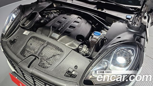 Porsche Macan 2017 — photo 6