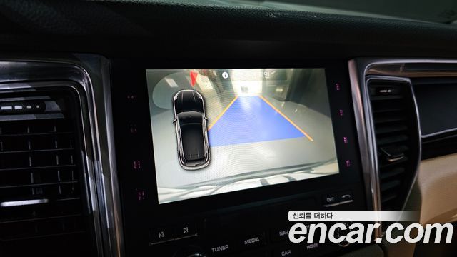 Porsche Macan 2017 — photo 15