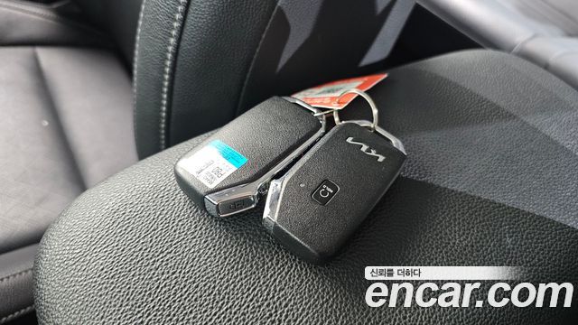 Kia K3 2022 — photo 22