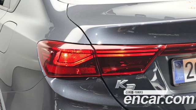 Kia K3 2022 — photo 9