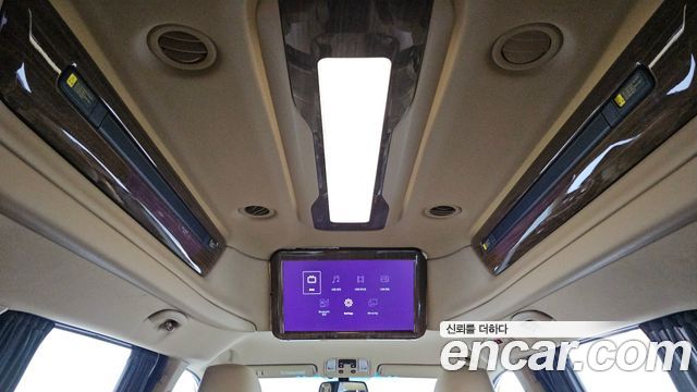 Kia Canival 2016 — photo 19