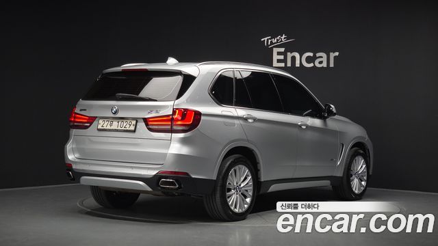 BMW X5 2016 — photo 2