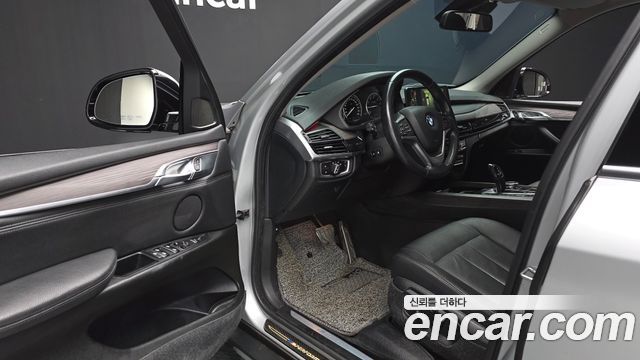 BMW X5 2016 — photo 10