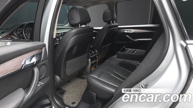 BMW X5 2016 — photo 11