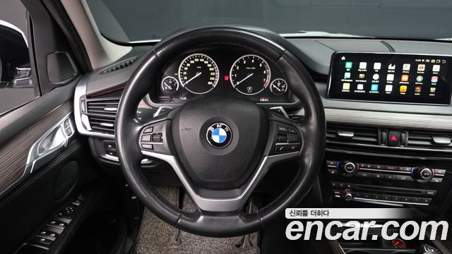 BMW X5 2016 — photo 14