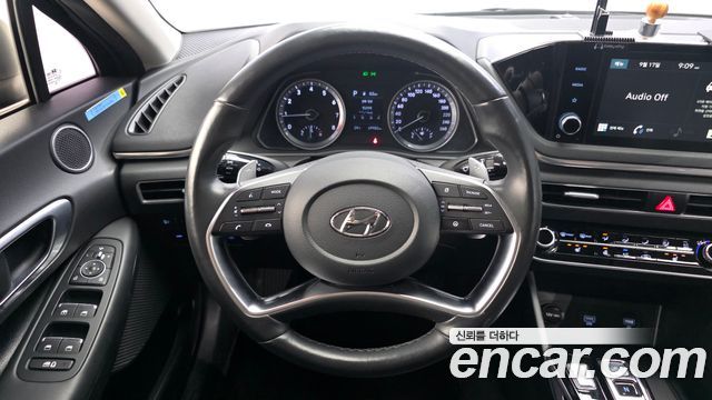 Hyundai Sonata 2020 — photo 19