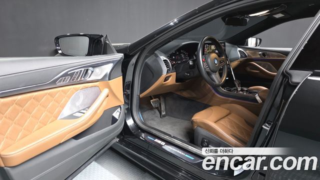 BMW M8 2024 — photo 13