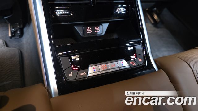 BMW M8 2024 — photo 25