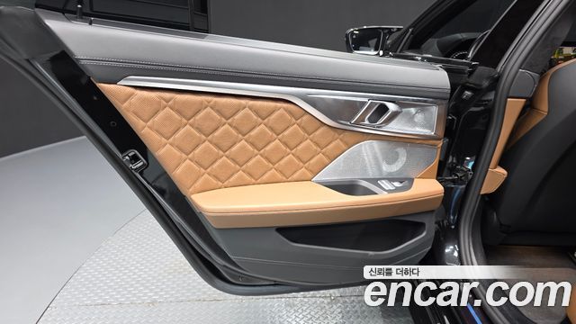 BMW M8 2024 — photo 15