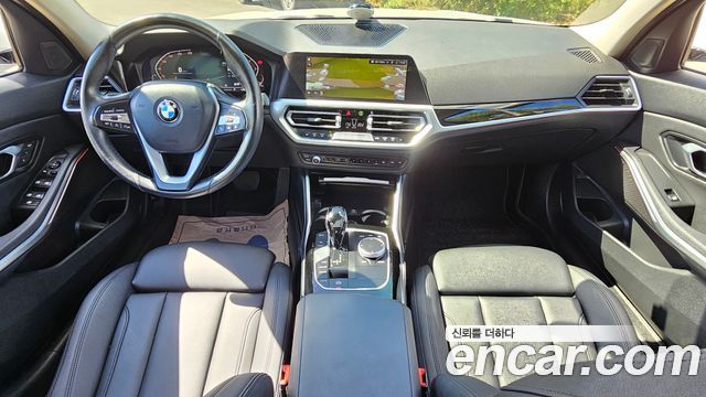 BMW 3-Series 2021 — photo 7