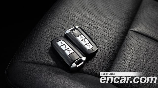 KG Mobility KORANDO 2016 — photo 31