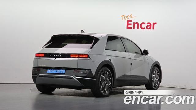Hyundai Ioniq5 2022 — photo 2