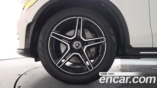 Mercedes-Benz GLC-Class 2023 — photo 5