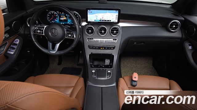 Mercedes-Benz GLC-Class 2023 — photo 10