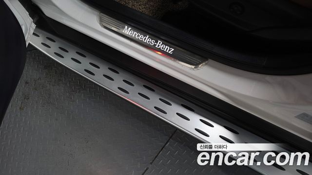 Mercedes-Benz GLC-Class 2023 — photo 25