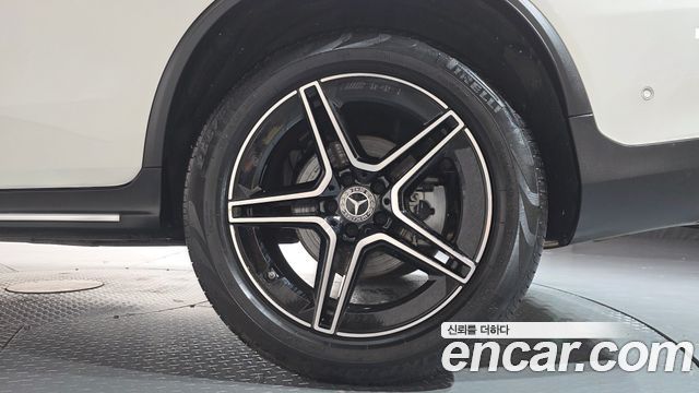 Mercedes-Benz GLC-Class 2023 — photo 7