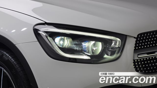 Mercedes-Benz GLC-Class 2023 — photo 8