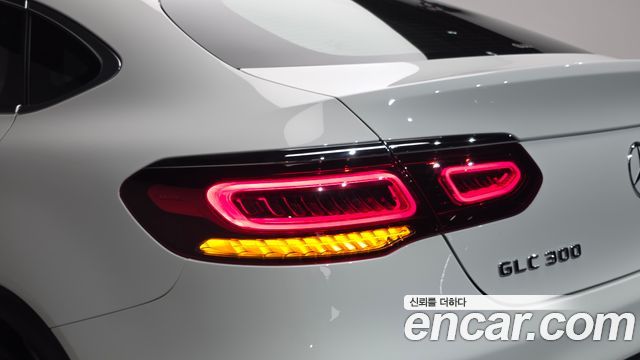 Mercedes-Benz GLC-Class 2023 — photo 9