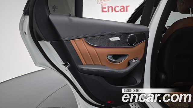 Mercedes-Benz GLC-Class 2023 — photo 15