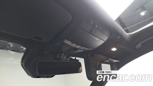 Mercedes-Benz GLC-Class 2023 — photo 33