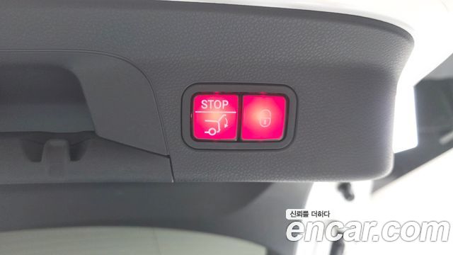 Mercedes-Benz GLC-Class 2023 — photo 36