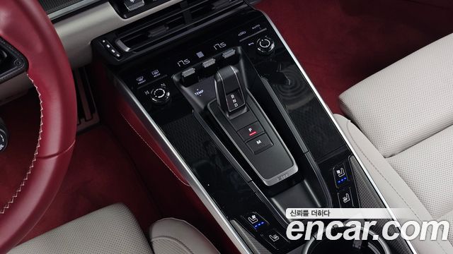 Porsche 911 2023 — photo 12