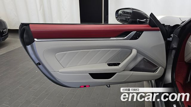 Porsche 911 2023 — photo 15