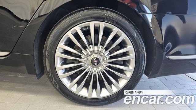 Kia K9 2019 — photo 7