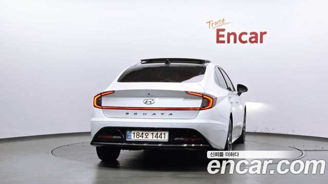 Hyundai Sonata 2022 — photo 4
