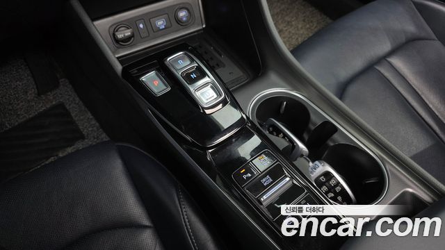 Hyundai Sonata 2022 — photo 9