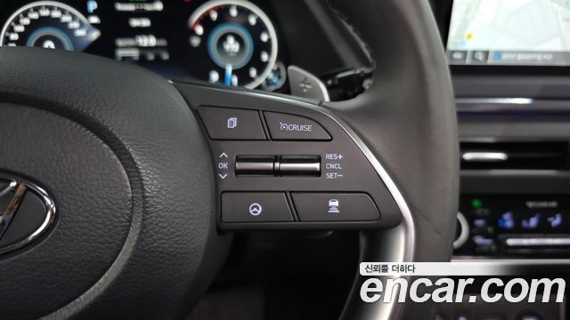 Hyundai Sonata 2022 — photo 18