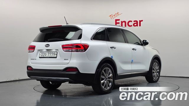 Kia Sorento 2015 — photo 2