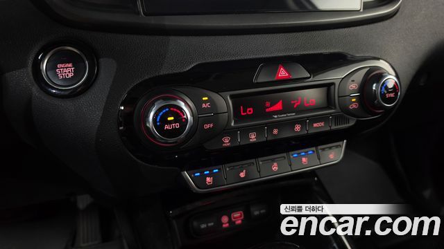 Kia Sorento 2015 — photo 17