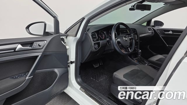 Volkswagen Golf 2015 — photo 13