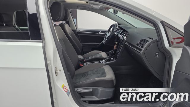 Volkswagen Golf 2015 — photo 17