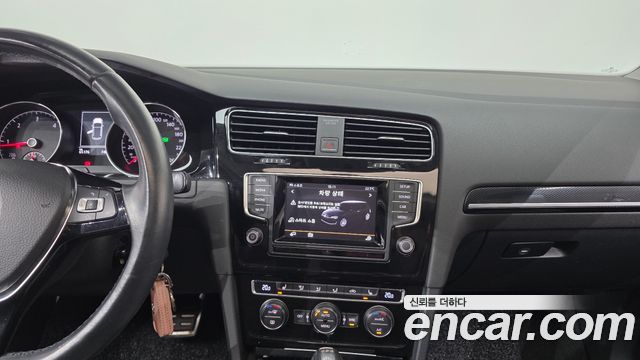 Volkswagen Golf 2015 — photo 20