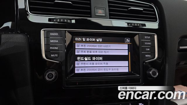 Volkswagen Golf 2015 — photo 23