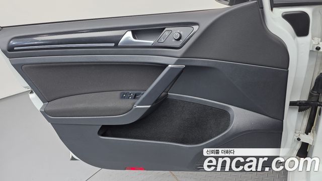 Volkswagen Golf 2015 — photo 14