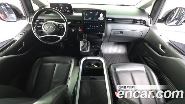 Hyundai Staria 2022 — photo 7