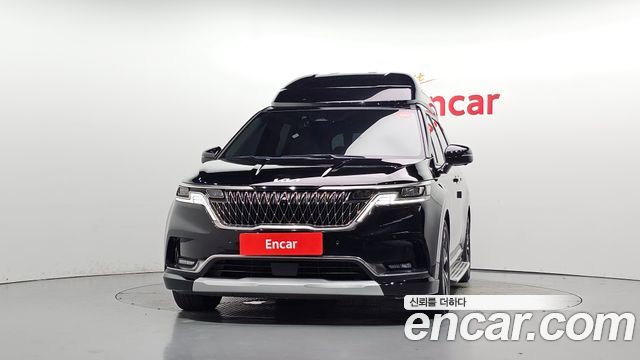 Kia Canival 2023 — photo 3