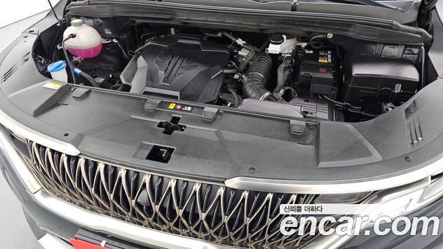 Kia Canival 2023 — photo 6