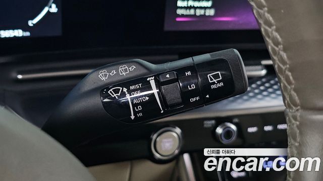 Kia Canival 2023 — photo 29