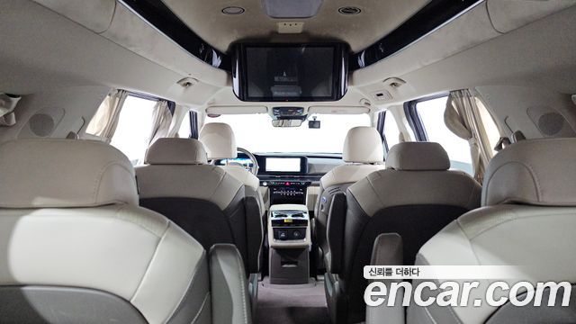 Kia Canival 2023 — photo 39