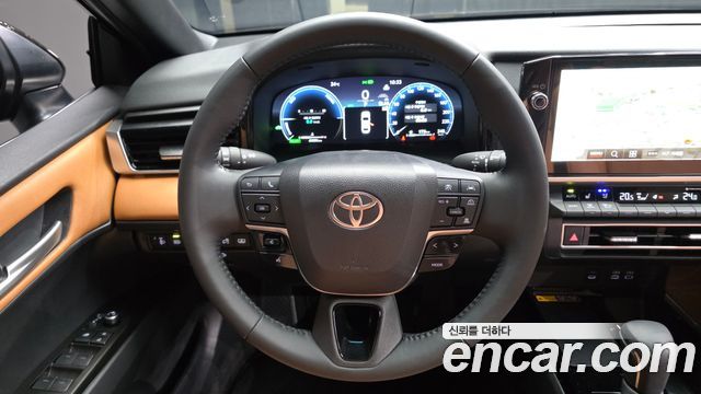 Toyota Camry 2025 — photo 19