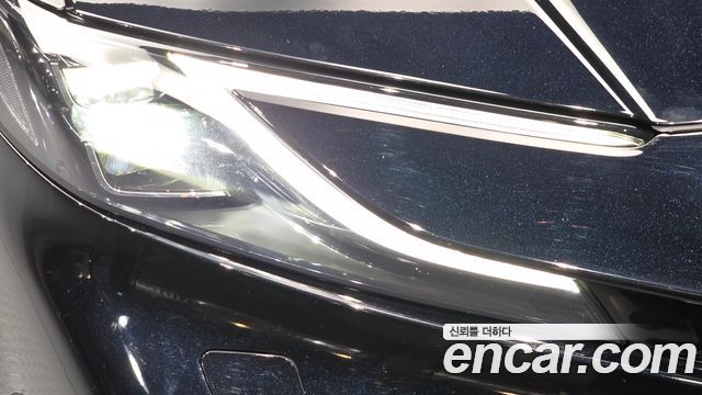Toyota Camry 2025 — photo 8