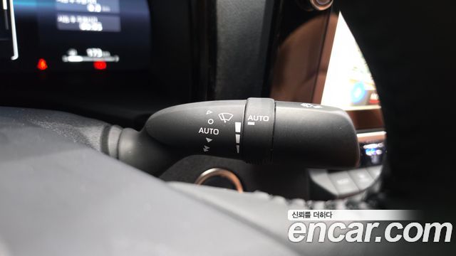 Toyota Camry 2025 — photo 33