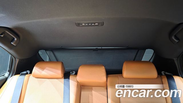 Toyota Camry 2025 — photo 36