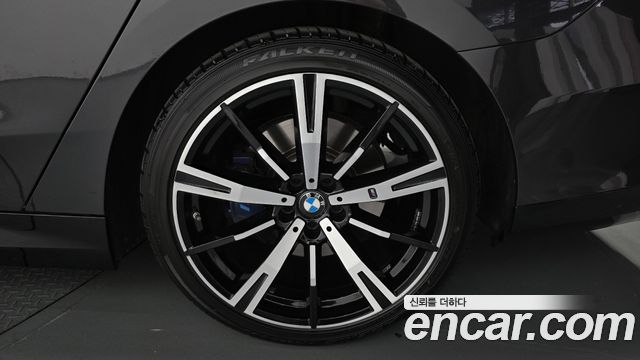 BMW 5-Series 2024 — photo 7