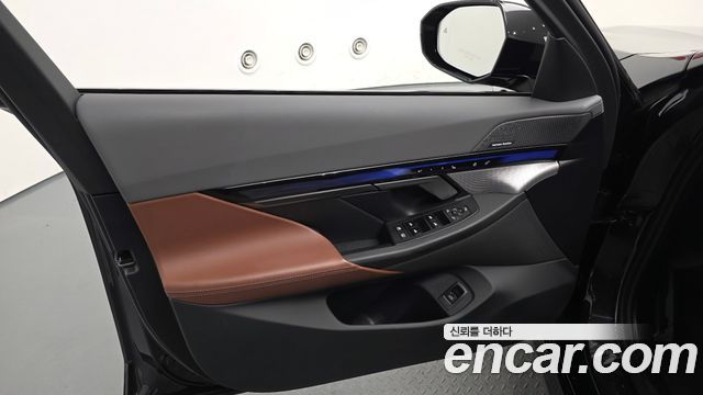 BMW 5-Series 2024 — photo 14